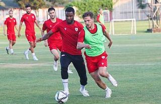 Samsunspor’da 18 futbolcu ayrıldı, 16 futbolcu...