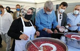 Sancaktepe’de sağlık çalışanları ve vatandaşlara...