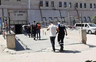 Şantiyeden 130 bin liralık kablo çalan 5 kişi...