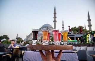 Saray manzarasında saray lezzetlerine rağbet