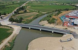 Sarayköy Köprüsü yeni yüzüyle hizmete açıldı