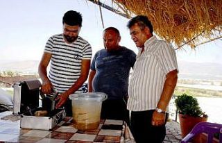 Sarıgöl’de hızlı toprak tahlili tanıtıldı