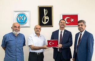 Şehit ailelerinden KAYÜ’ye ziyaret
