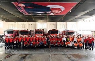 Sel ve yangınların kahramanlarına Başkan Seçer’den...