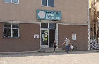 Selden etkilenen Ayancık’ta okullar eğitime hazırlandı