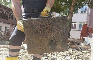 Selin vurduğu Bozkurt’ta enkazından altından...