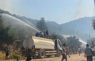 Seydikemer yangını devam ediyor