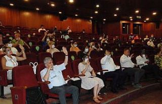 Seyhan Belediyesi üniversiteyi kazanan öğrencilere...