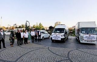 Sincan Belediyesi yangın bölgesindeki can dostları...