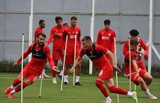 Sivasspor’da Dinamo Batumi mesaisi sürüyor