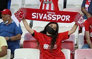 Sivasspor’da kombine satışı başladı