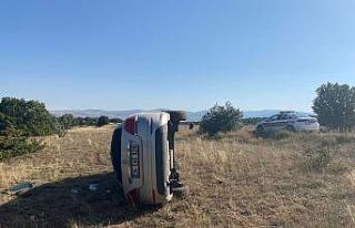 Sivas’ta otomobil yoldan çıktı: 5 yaralı