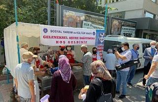 Sosyal Yardım ve Kültür Vakfı’ndan aşure