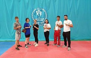Sporculardan Pazaryeri’ne iki madalya