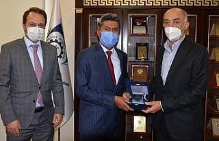 Sri Lanka Büyükelçisi Hassen’den ETSO’ya ziyaret