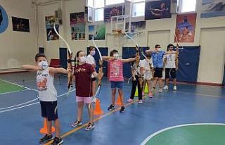 Süleymanpaşa Belediyesi geleceğin okçularını...