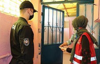 Sultanbeyli’de korona virüsle mücadele hız kesmeden...