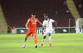 Süper Lig: A. Hatayspor: 3 - A. Alanyaspor: 0 (İlk...
