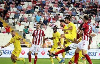 Süper Lig: D.G. Sivasspor: 2 Göztepe: 2 (Maç sonucu)