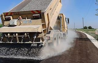 Suruç kırsalında asfalt yol çalışması
