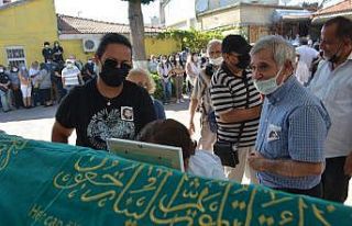 Takla atan otobüste hayatını kaybeden genç tıbbiyeli...