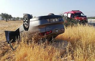 Takla atan otomobilin sürücüsü yaralandı