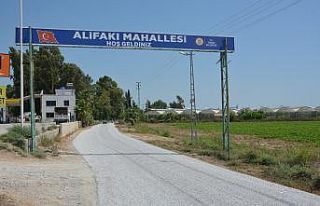 Tarsus’ta grup yolları yenileniyor