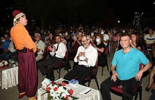 Tarsus’ta Tiyatro Akşamları başladı