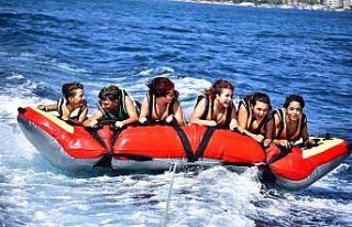 Tatilin en eğlenceli gündüz aktivitesi su sporları...