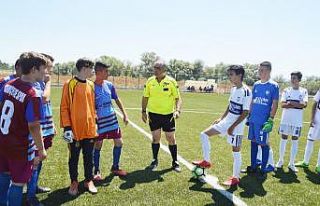Tavşanlı’da gençler için futbol turnuvası düzenlendi