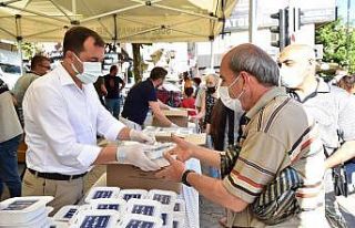 Tekirdağ’da aşure ikramı