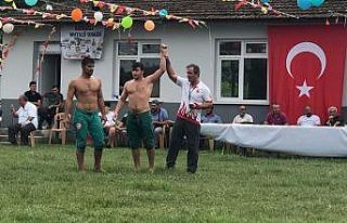 Tekkeköy karakucak güreşleri