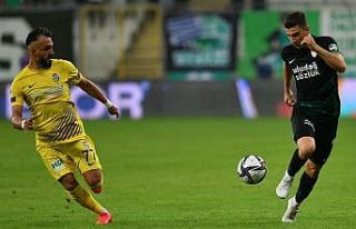 TFF 1. Lig: Bursaspor: 0 - Eyüpspor: 0 (İlk yarı...