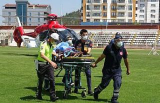Tokat’ta ağır yaralanan kadın ambulans helikopterle...