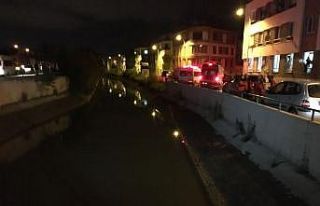 Topunu almak isterken kanala düşen çocuğun cansız...