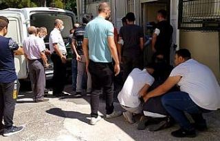 Trafikte tartışan genç öldürüldü