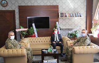 Tugay Komutanı Kasalak’tan Ağrı Milli Eğitim...