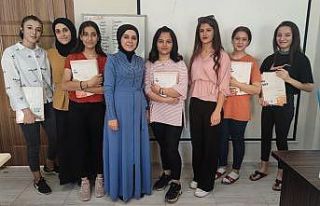 TÜGVA’dan lise öğrencilerine kaynak kitap desteği