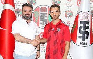 Turgutluspor Serhat Kot’la anlaşma imzaladı