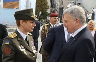 Ukrayna’da ilk kez bir kadın tuğgeneral rütbesine...