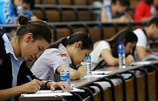 Üniversite tercihlerini “kariyer kaygısı” belirliyor