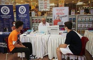 Üniversiteli adaylarına danışmanlık desteği