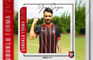 Uşakspor, yeni sezon giyeceği formaları tanıttı