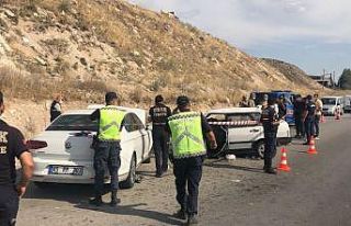 Uşak’ta trafik kazası: 1 ölü, 1 yaralı