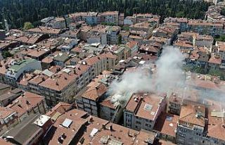 Üsküdar’da doğal gaz kutusunda başlayan yangın...