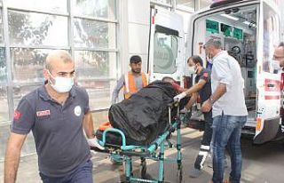 Üzerine iskele düşen işçi yaralandı