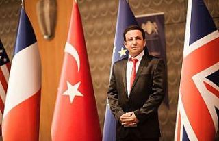 Uzman estetisyen Dalmış evde cilt bakımı yapmak...