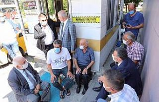 Vali Atay’dan taksicilere sürpriz ziyaret