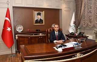 Vali Çuhadar, 30 Ağustos Zafer Bayramını kutladı