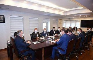 Vali Süleyman Elban, kaymakamlarla toplantı gerçekleştirdi